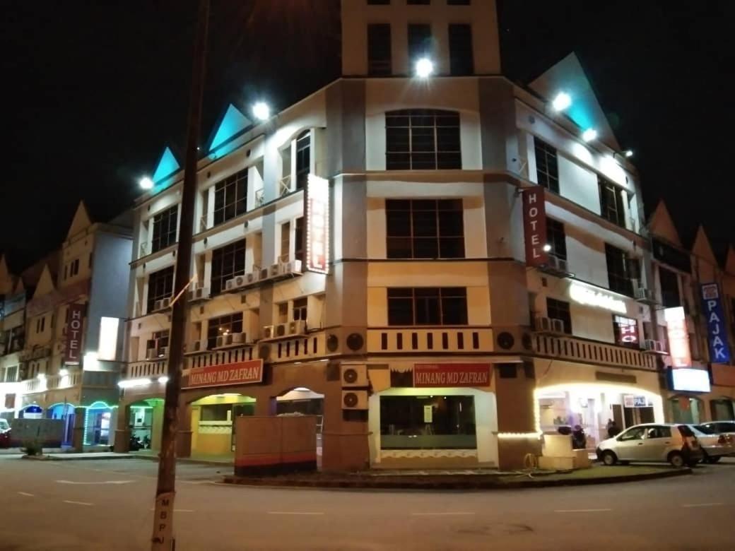 Hotel Sri Sutra  Petaling Jaya Bagian luar foto