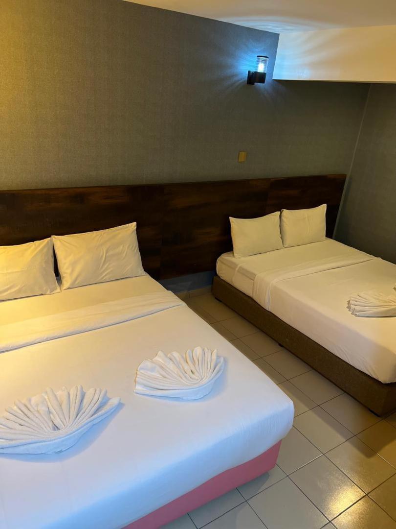 Hotel Sri Sutra  Petaling Jaya Bagian luar foto