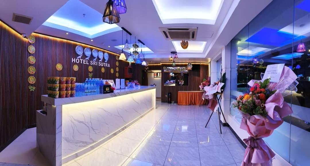 Hotel Sri Sutra  Petaling Jaya Bagian luar foto